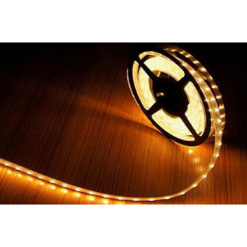 Bande flexible jaune 24W 335 SMD RVB LED Bande étanche IP67 Rouleau LED pour éclairage de couloir